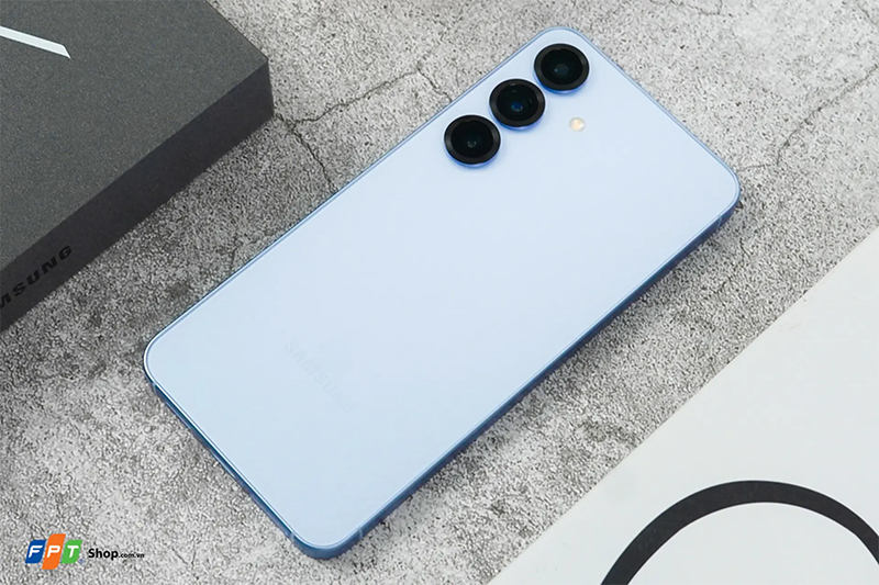 dien-thoai-5g-cua-samsung-6.png