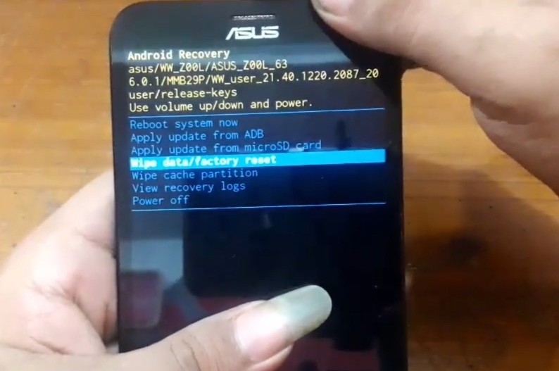 điện thoại Asus bị treo logo hình 8