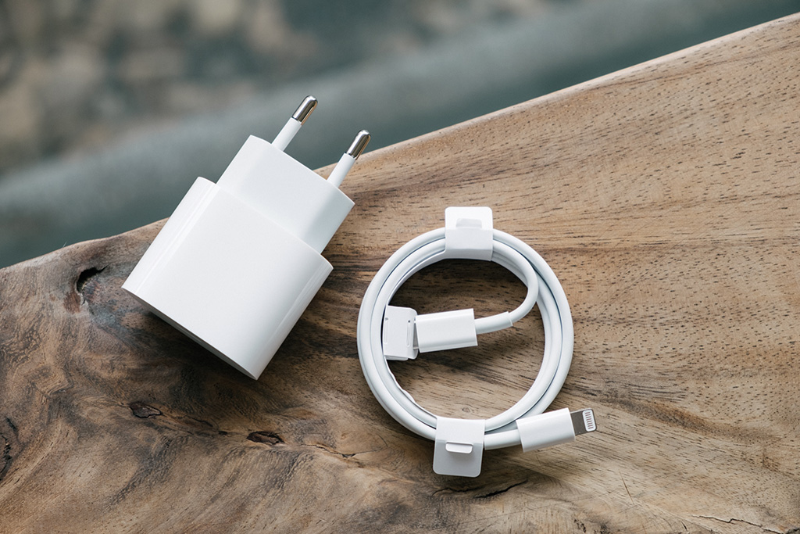Điện thoại báo cổng sạc bị ẩm iPhone - hình 7