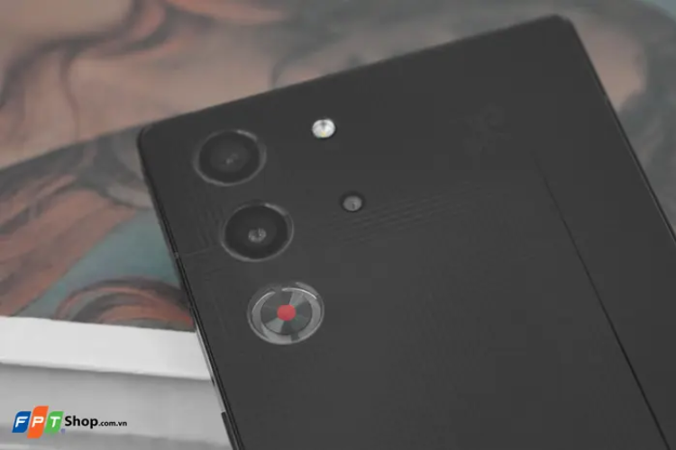 điện thoại bật được flash 1