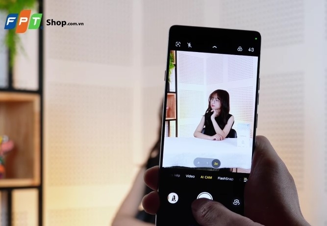 điện thoại có camera chống rung - hình 1