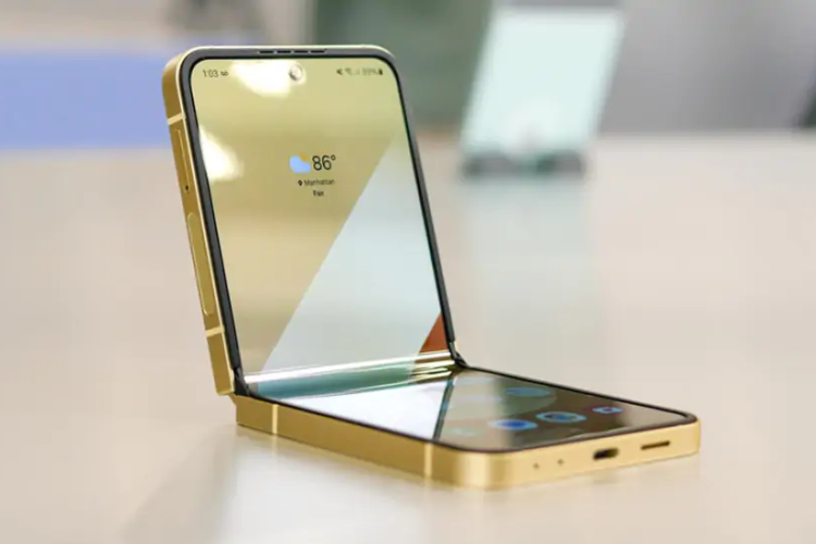 Điện thoại gập có hỗ trợ công việc tốt không hình 7