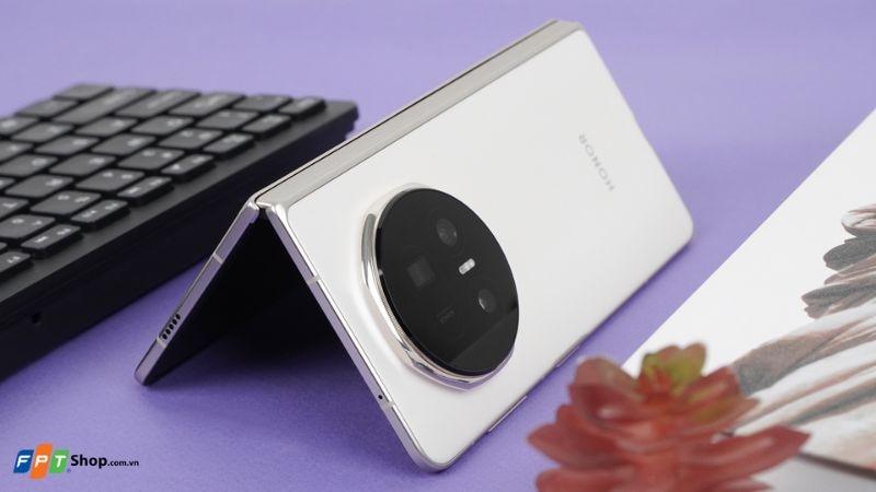 điện thoại thiết kế đẹp nhất 2026 - Honor Magic V5