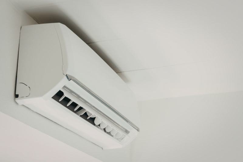 Điều h&ograve;a Midea b&aacute;o lỗi FC 3