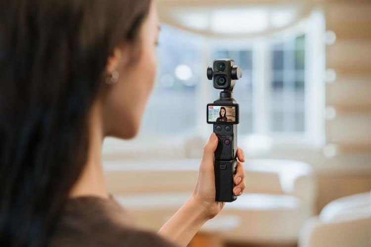 dji-osmo-pocket-4p-ra-mat-209154-8.jpg