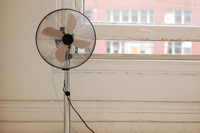 Đồ gia dụng hao điện dù không sử dụng: Nguyên nhân khiến hóa đơn điện tăng âm thầm