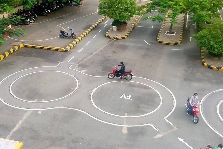 đổi luật thi bằng lái xe máy 2025 ảnh 8