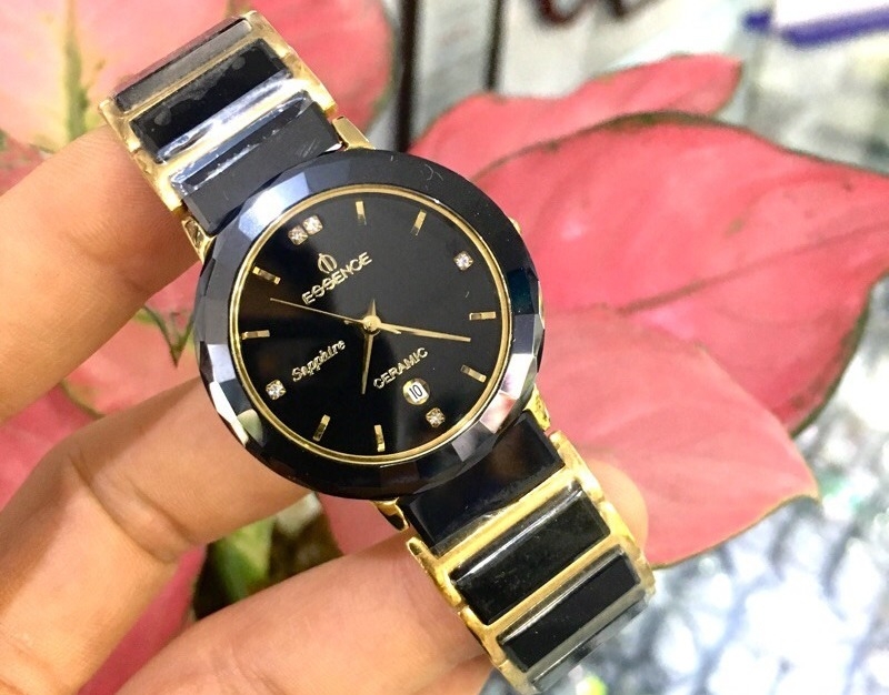 Đồng hồ Essence 3