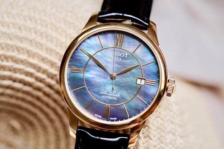 Đồng hồ mặt xà cừ là gì 3