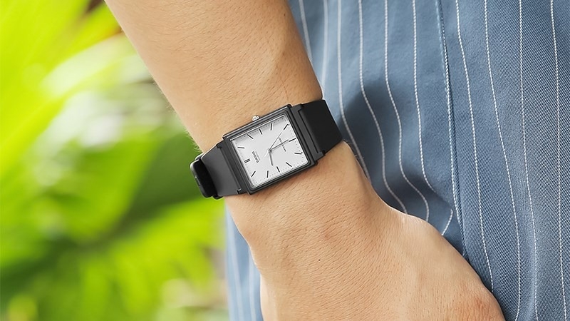 Đồng hồ nam mặt nhỏ 1