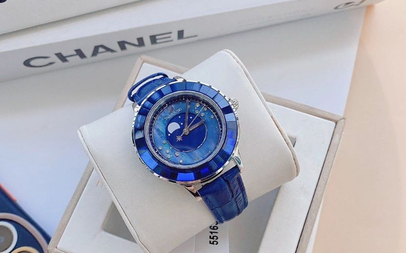 Cách phân biệt đồng hồ Swarovski chính hãng