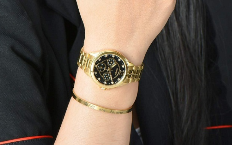 Đồng hồ thạch anh là gì? (hình 5)