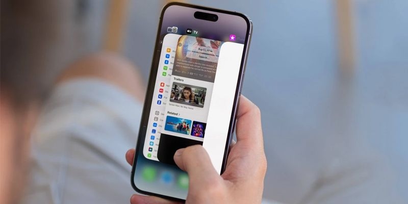 Ứng dụng chạy nền iPhone là gì