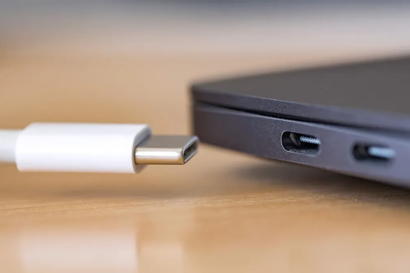 Dùng chung sạc iPhone và Android được không? - hình 4