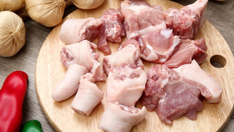 Đuôi heo hầm đu đủ (ảnh 6)