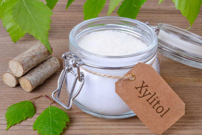 Đường Xylitol: Công dụng, cách dùng, liều lượng an toàn và những lưu ý quan trọng
