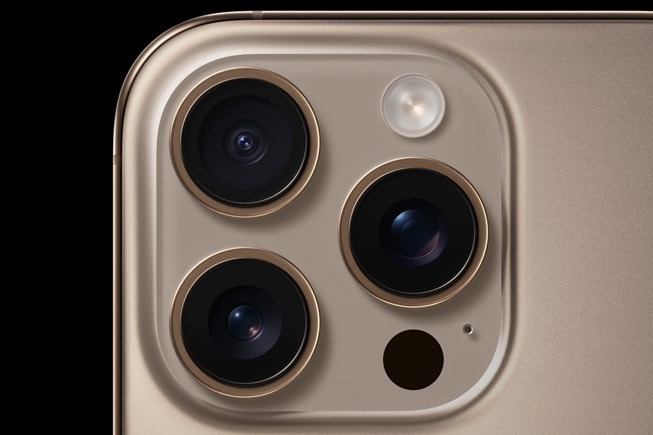So sánh iPhone 16 Pro Max và iPhone 16 Plus (ảnh 5)