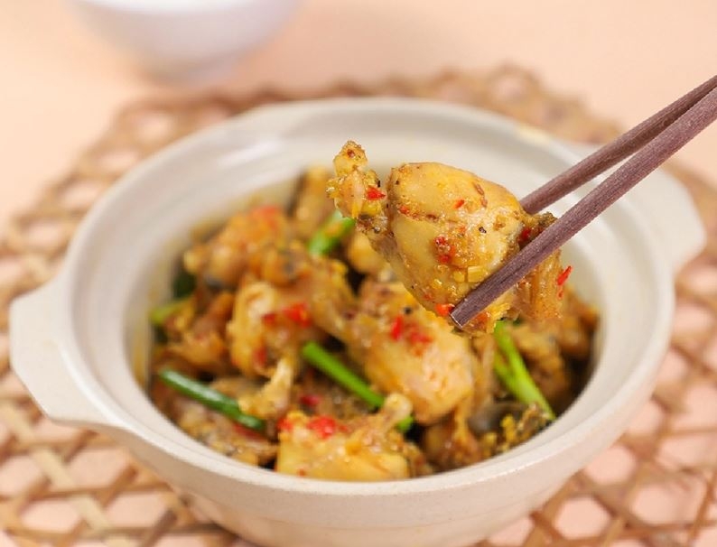 ếch kho nghệ 5
