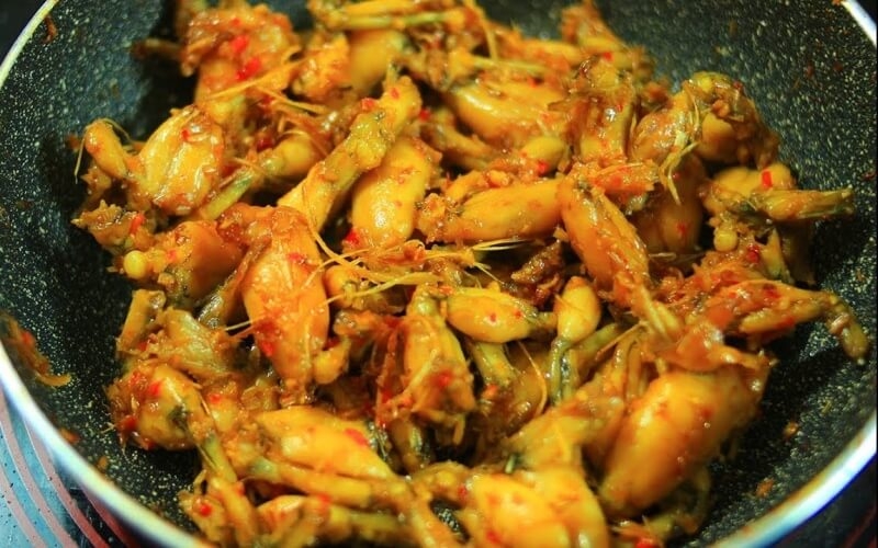 ếch rang muối (hình 10)