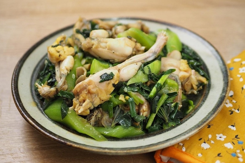 Ếch xào mướp ảnh 1