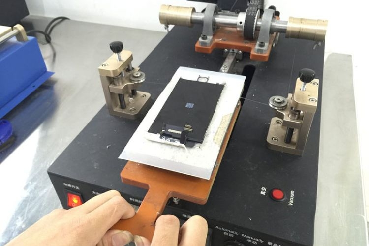 ep-kinh-iphone-la-gi (3).jpg