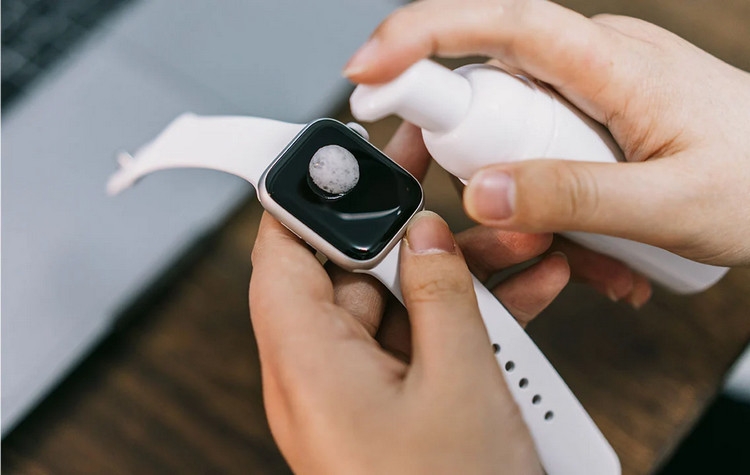 Apple Watch sạc không vào pin - ảnh 3