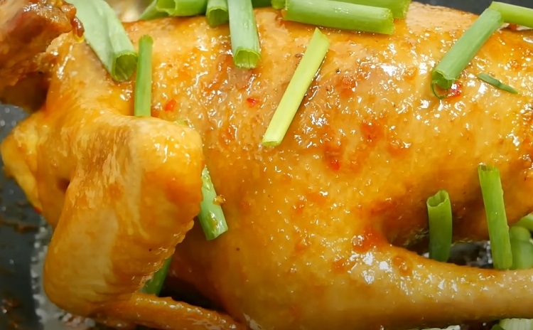 Gà chưng nước mắm (Hình 5)