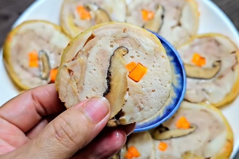 Gà cuộn hấp ảnh 7