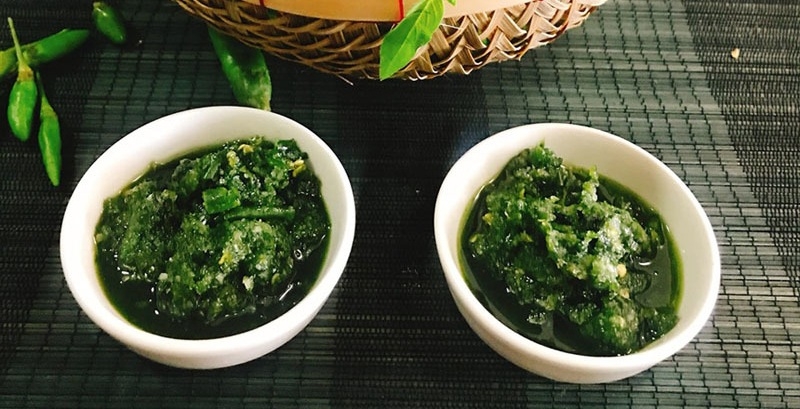 gà hấp lá é 7