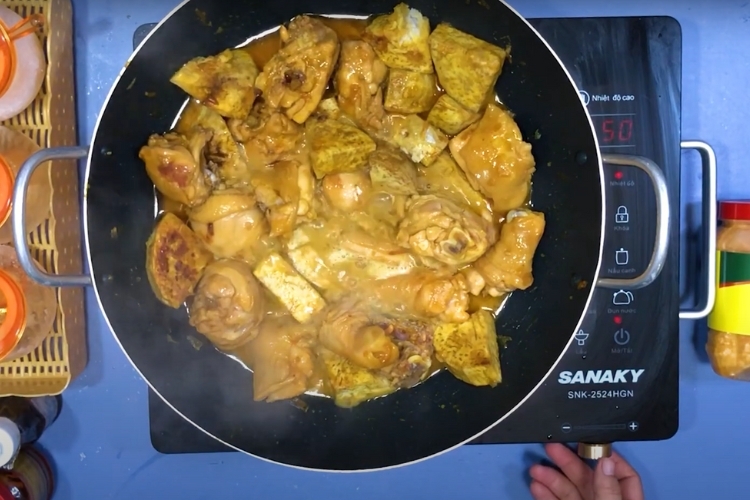 gà kho chao (5).jpg
