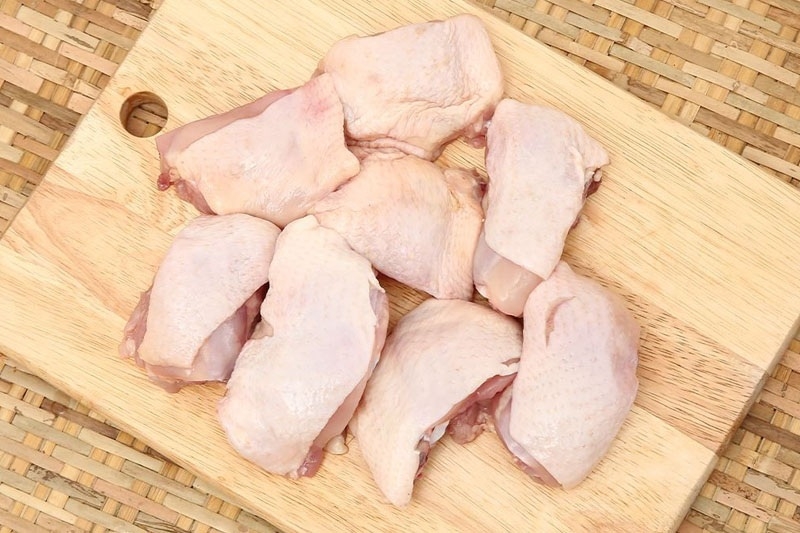 gà kho tương hột 8