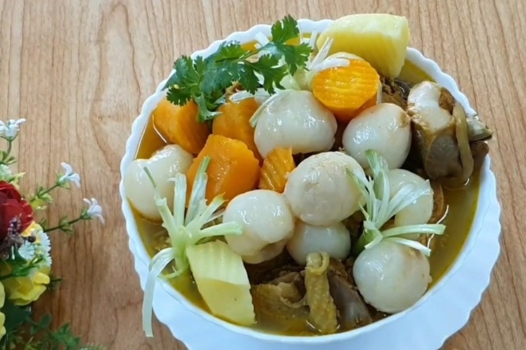 gà nấu trái vải 6
