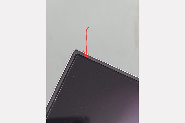 Galaxy Z Fold7 lần đầu lộ diện ngoài đời thực, mỏng chỉ 3.9mm, cụm camera quen thuộc - hình 2