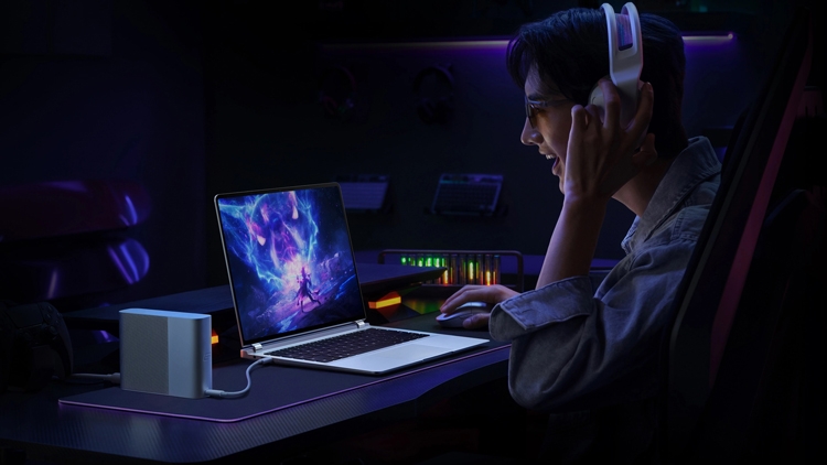Gaming laptop đầu tiên của Huawei trình làng: Chip Intel Core Ultra 9 185H, màn hình 2.8K OLED và sạc nhanh 140W - hình 1