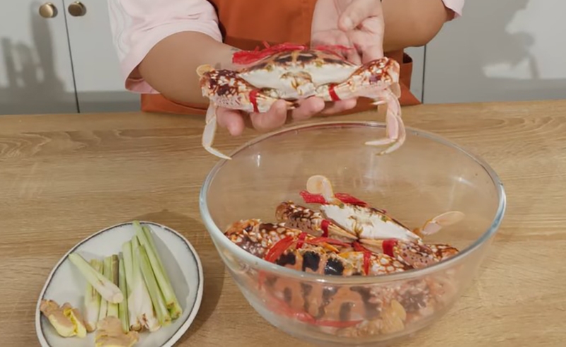 Hướng dẫn cách làm ghẹ hấp sả (hình 1)