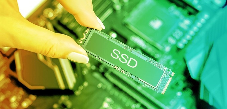 gia-o-cung-ssd-512gb-cho-laptop-3.jpg