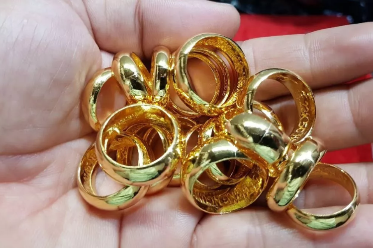 giá vàng nhẫn hôm nay bao nhiêu 1 chỉ 7