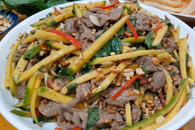 gỏi bắp bò xoài xanh (hình 14)
