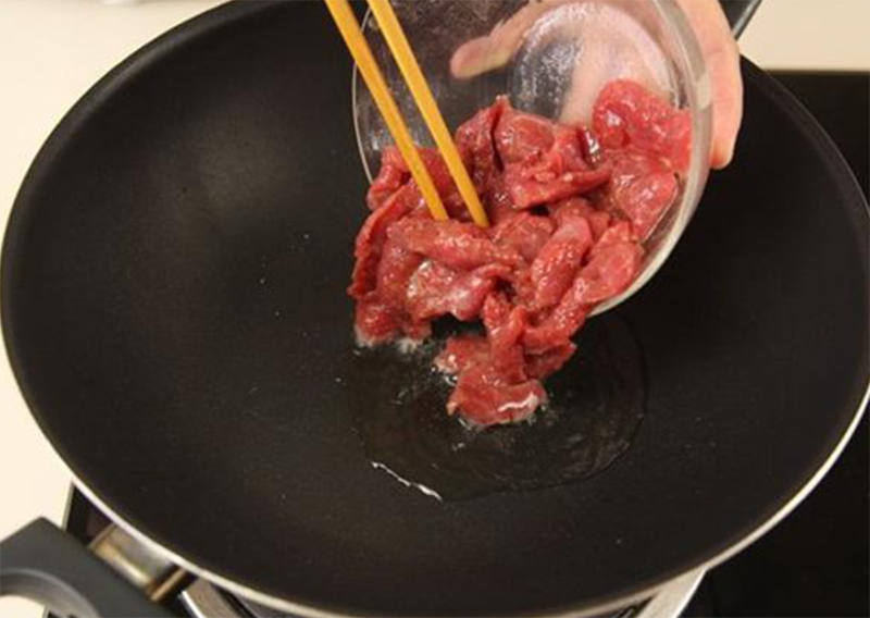 Gỏi bò rau răm chua cay đậm đà (hình 6)