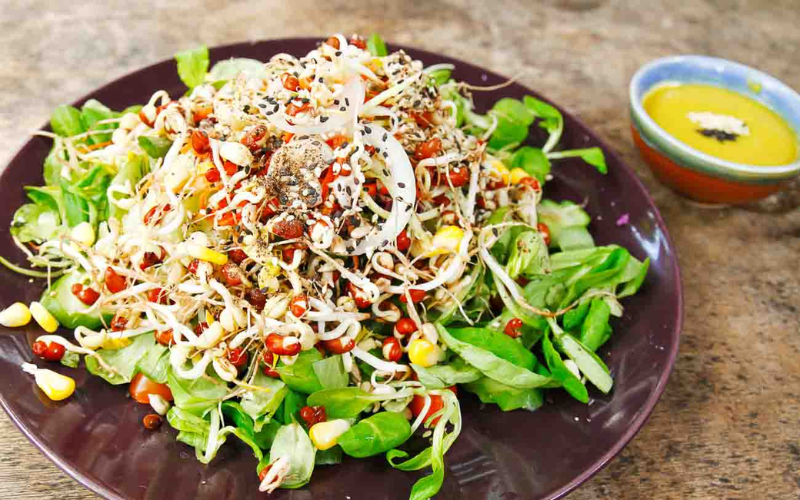 món gỏi rau mầm chay