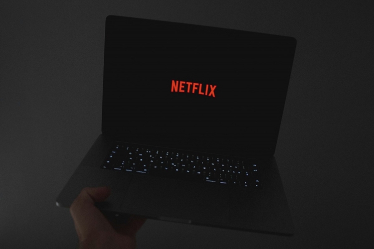Gói xem có quảng cáo của Netflix đạt cột mốc người dùng mới, vượt kỳ vọng của công ty