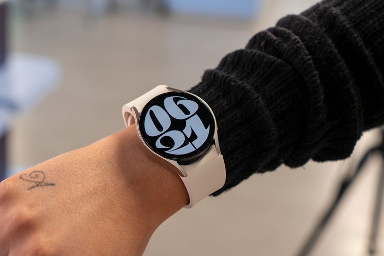 Gemini chính thức có mặt trên các mẫu đồng hồ Galaxy cũ của Samsung