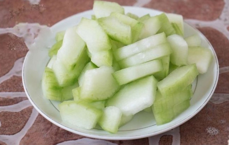 Chia sẻ hai cách làm canh tôm nấu bí (hình 3)