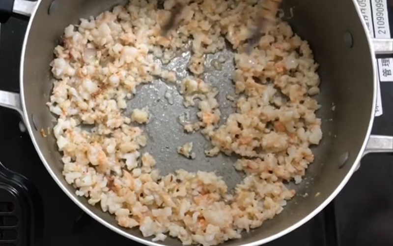 Chia sẻ hai cách làm canh tôm nấu bí (hình 4)