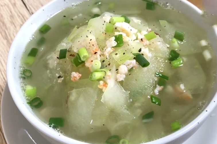 Chia sẻ hai cách làm canh tôm nấu bí (hình 6)