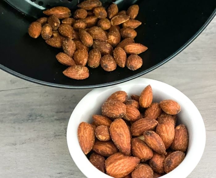 Cách làm hạt hạnh nhân rang muối