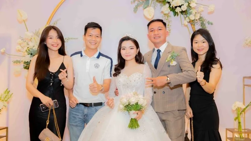 hinh-anh-gia-dinh-21.png