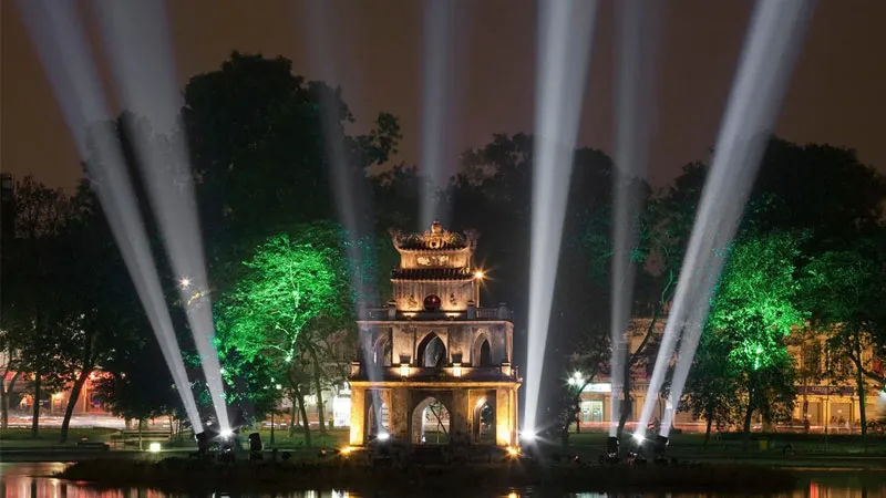 hinh-anh-ho-guom-13.png