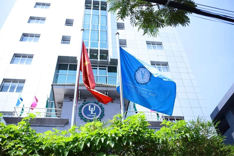 Học Luật kinh tế ra làm gì hình 8