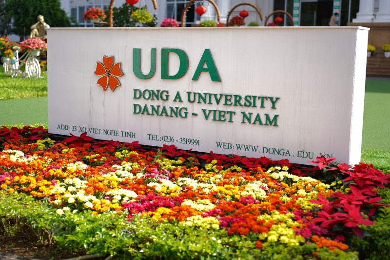 cac khoan phi dai hoc dong a